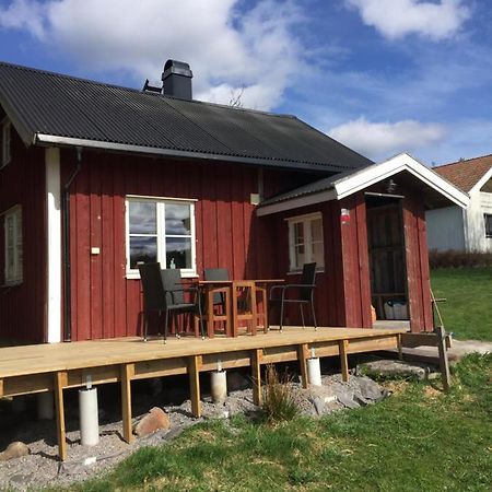 Stuga Vid Viltaker Naera Norska Graensen Stromstad Bagian luar foto